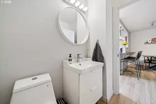 12142 NE Fremont St, Portland, OR 97220 - Photo 15