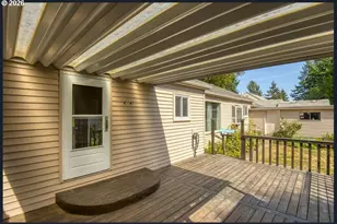 2716 SW Hume St, Portland, OR 97219 - Photo 21