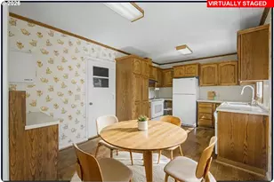 2716 SW Hume St, Portland, OR 97219 - Photo 11