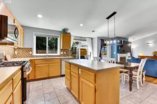 206 Hauser Ct, Molalla, OR 97038 - Photo 7