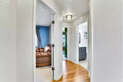 206 Hauser Ct, Molalla, OR 97038 - Photo 17