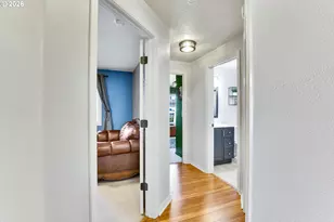 206 Hauser Ct, Molalla, OR 97038 - Photo 17