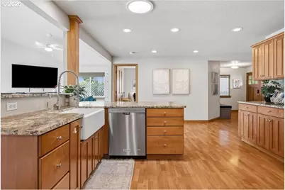 5030 SE 49th Ave, Portland, OR 97206 - Photo 9