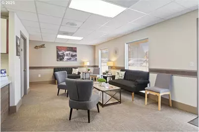 19230 SE McLoughlin Blvd, Gladstone, OR 97027 - Photo 5