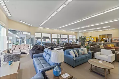 301 Main -2011 3rd St., Tillamook, OR 97141 - Photo 3