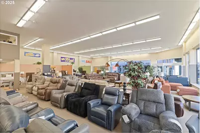 301 Main -2011 3rd St., Tillamook, OR 97141 - Photo 5