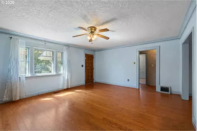 1525 N Kilpatrick St, Portland, OR 97217 - Photo 7