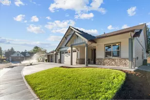 2405 NW 68th ST, Vancouver, WA 98665 - Photo 3