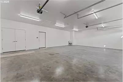 2405 NW 68th St, Vancouver, WA 98665 - Photo 33