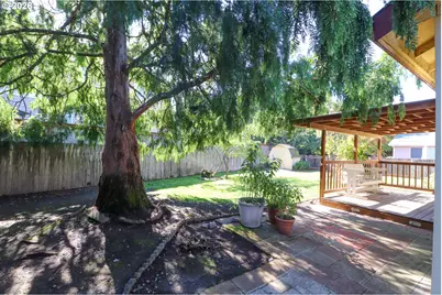 631 Nicholas Dr, Springfield, OR 97477 - Photo 43