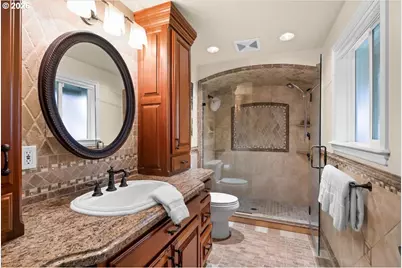 18800 SW Longacre St, Beaverton, OR 97003 - Photo 17