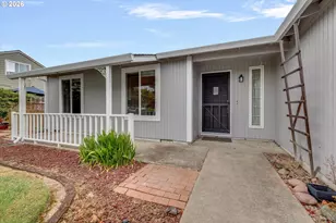246 SW 9th Ave, Canby, OR 97013 - Photo 3