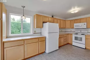 246 SW 9th Ave, Canby, OR 97013 - Photo 13