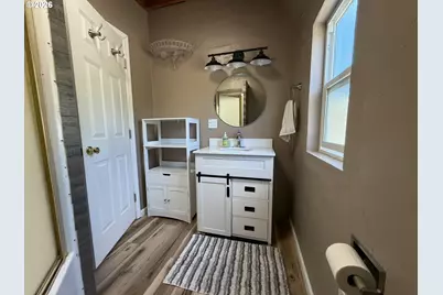 257 Bowler Ln, Oakland, OR 97462 - Photo 17