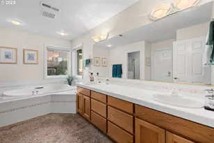 2925 SE Cleveland Dr, Gresham, OR 97080 - Photo 15