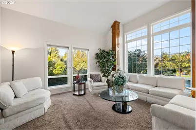 2925 SE Cleveland Dr, Gresham, OR 97080 - Photo 3