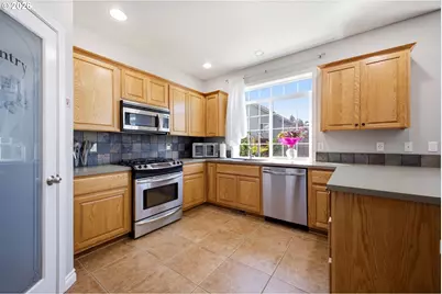 1831 N 8th Way, Ridgefield, WA 98642 - Photo 9
