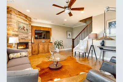 10600 NW 33rd Ave, Vancouver, WA 98685 - Photo 3