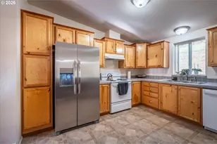 92260 Alder Hill Ln, Coos Bay, OR 97420 - Photo 21