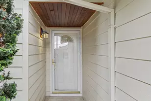 1778 N Laurelwood Loop, Canby, OR 97013 - Photo 3