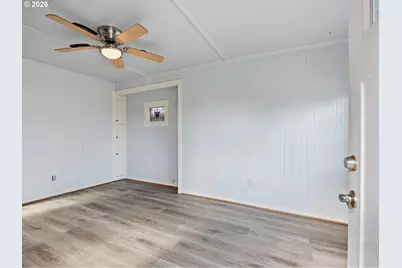 908/910 N Franklin St, Seaside, OR 97138 - Photo 5