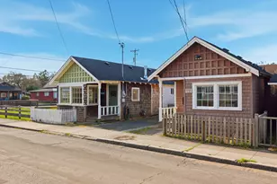 908-910 N Franklin St, Seaside, OR 97138 - Photo 3