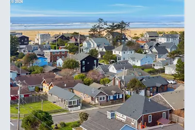 908/910 N Franklin St, Seaside, OR 97138 - Photo 43