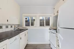 908-910 N Franklin St, Seaside, OR 97138 - Photo 11