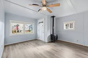 908-910 N Franklin St, Seaside, OR 97138 - Photo 7