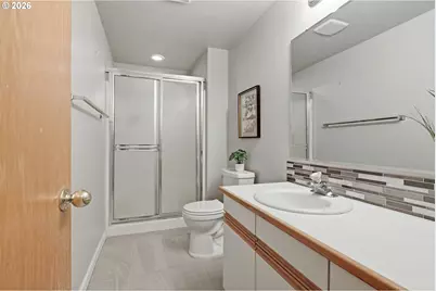 8202 NE 34th St, Vancouver, WA 98662 - Photo 9