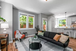 7941 N Courtenay Ave, Portland, OR 97203 - Photo 17