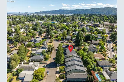 7941 N Courtenay Ave, Portland, OR 97203 - Photo 39