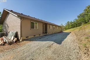 460 Huckleberry Mt Ln, Riddle, OR 97469 - Photo 21