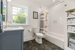 7985 SW Maple Dr, Portland, OR 97225 - Photo 17