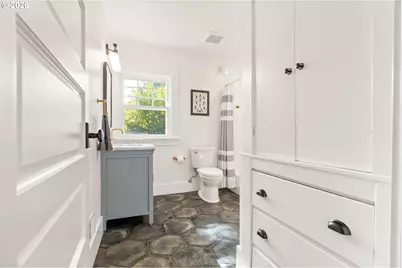 7985 SW Maple Dr, Portland, OR 97225 - Photo 15