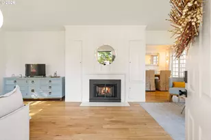 7985 SW Maple Dr, Portland, OR 97225 - Photo 3