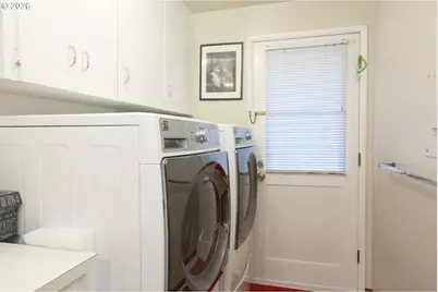 374 Blackfoot Ave, Eugene, OR 97404 - Photo 37