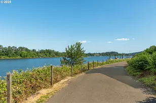 4980 S Landing Dr, Portland, OR 97239 - Photo 3