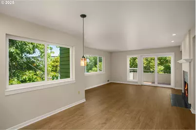 4980 S Landing Dr #301, Portland, OR 97239 - Photo 13