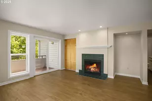 4980 S Landing Dr, Portland, OR 97239 - Photo 9