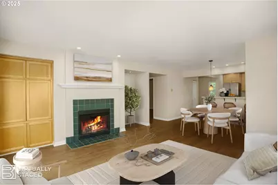 4980 S Landing Dr #301, Portland, OR 97239 - Photo 7