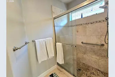 1395 NW West Meadows Dr, Salem, OR 97304 - Photo 15