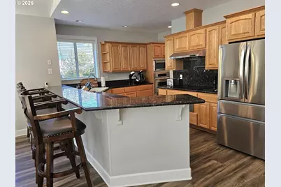 1395 NW West Meadows Dr, Salem, OR 97304 - Photo 5