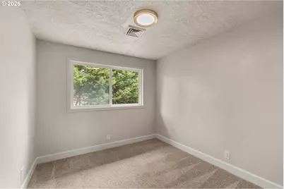 1995 Greiner St, Eugene, OR 97405 - Photo 27
