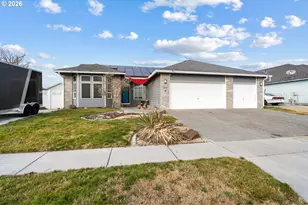 113 NE 13th St, Hermiston, OR 97838 - Photo 3