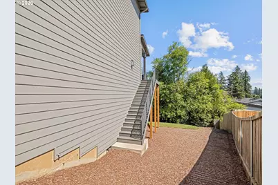 2400 N S St, Washougal, WA 98671 - Photo 43