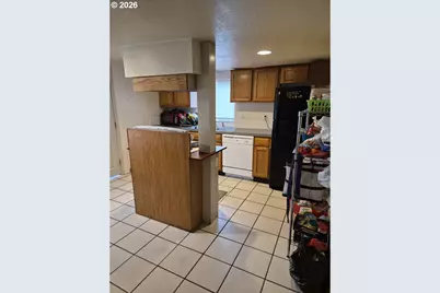 938 SW 11th St, Newport, OR 97365 - Photo 5