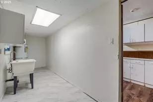 719 S Chehalem St, Newberg, OR 97132 - Photo 15