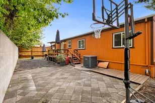 8300 NE Quatama St, Hillsboro, OR 97006 - Photo 21
