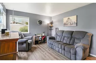 422 Elder St, Drain, OR 97435 - Photo 7